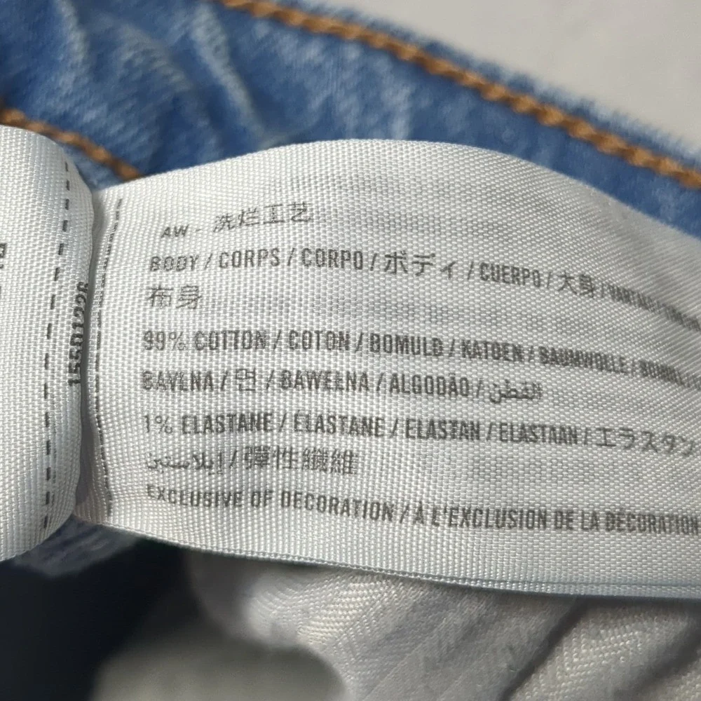 Abercrombie & Fitch The 90s Relaxed Jean High Rise Light Wash Blue Denim 26/2 - Picture 5 of 12